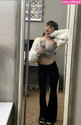 Cookingmamakim - My new lingerie arrived!! Want to see more? 🫣😉 Mama is going to