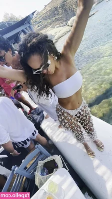 Madison Pettis [ madison-pettis ] - unas caseritas porque noooo