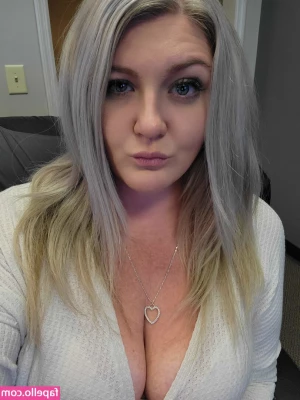 Madison [ madison-6 ] - I really want to start the year doing mischief