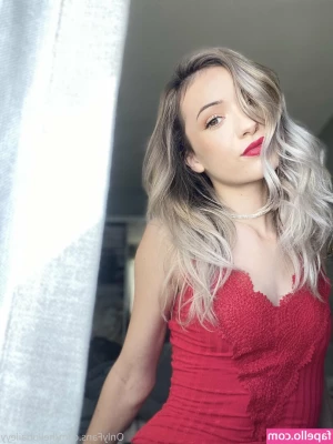 hellohaileyy - De nuevo por aqui