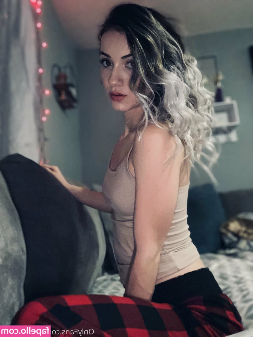 hellohaileyy - I’m back! Thank you for being patient if you’re still here ❤️