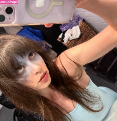Mica Tenenbaum [ mica-tenenbaum ] - Too spicy for IG, hope you enjoy. 😛