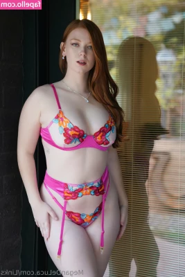 Megan DeLuca [ megan-deluca-54 ] - Having a fun vacation with @aliceoncam 🤿