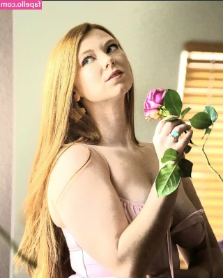 Megan DeLuca [ megan-deluca-54 ] - Aquí casual haciéndome la paja