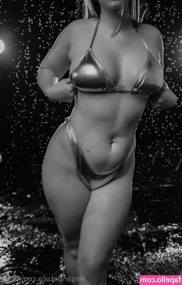 Megan DeLuca [ megan-deluca-54 ] - Sometimes you ve just gotta hype yourself up