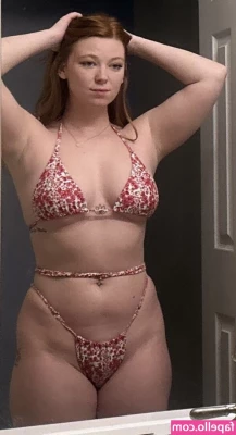 Megan DeLuca [ megan-deluca-54 ] - Titty Tuesday post cake smash 🧁 🧁  Are you gonna cum clean me