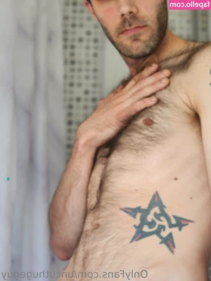 uncuthugeguy - Get behind me please 😈