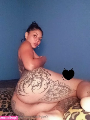 snowwhitehot - Here is a bundle with over 6 hours of content  Lots of fucking and