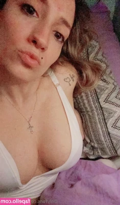 miaumiauu - I feel like I don’t tease you enough with my nice ass so here’s a