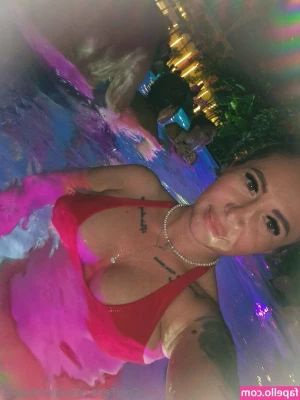 annekay01 - Spread my pussy open before you put yourself inside me 🤤