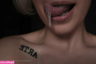 whitepraxxxis - TWERK TUESDAY 🍑😈NEW CONTENT 🚨 full video in ur inbox’s