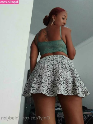 blackjen - That’s me 💁🏽‍♀️