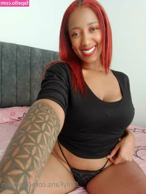 blackjen - Dressed like this to clean my room lol