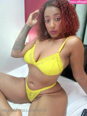 blackjen - Te bañas conmigo