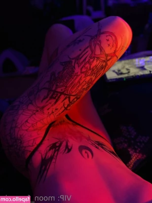 moon_foxy [ moon-foxy ] - Honey you re far away and without you I m bored  I want to feel you