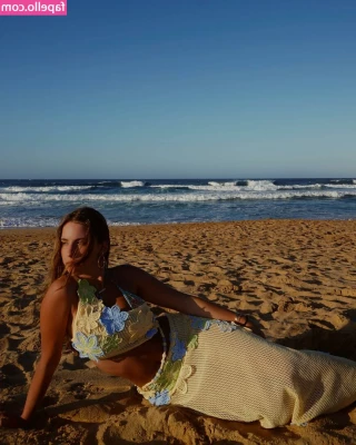 Lauramjj_ [ lauramjj ] - I'll be back here after my vacation ❤️