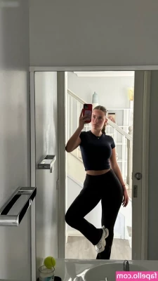 Lauramjj_ [ lauramjj ] - I m ready daddy   DM for custom vids and pics