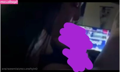 aiimeeariana - Te gusta como se me ve el rojo