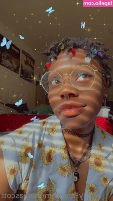 thegiascott - Have you ever had a naughty swimming?😈😈 I can show you 😏