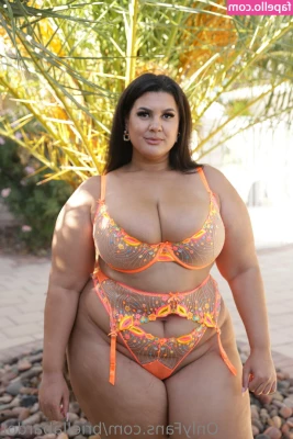 briellabardot - this perfectly shaped body is need of fucking 🚀⭐ u choose where