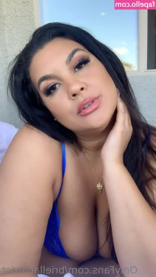 briellabardot - We ready to play