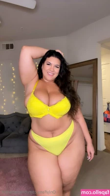 briellabardot - feb  Fantia  patreon point 4 costume preview    SIBARI  MIKO costume 