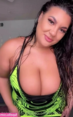 briellabardot - Hi Daddy   I use both buttplug and dildo at the same time