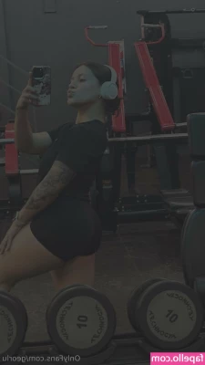 georlu - I love chatting with you guys in my DMs  I m always getting hard when