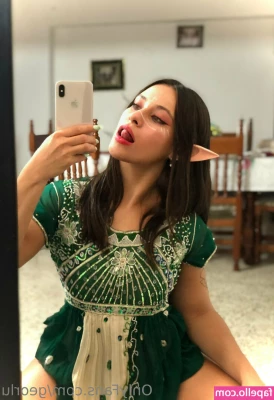 georlu - I love when you re looking down at my soles and I m looking up at you