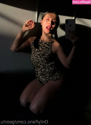georlu - This hump is ready for action 🤤🥺