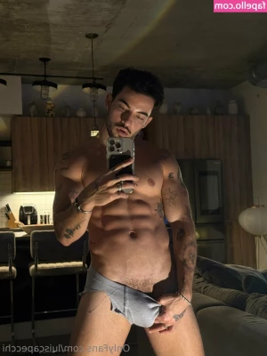 luiscapecchi [ luiscapecchi-2 ] - Big sale    30 for my full private volt pictures and videos