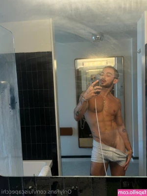 luiscapecchi [ luiscapecchi-2 ] - Cum shot from the past love a facial