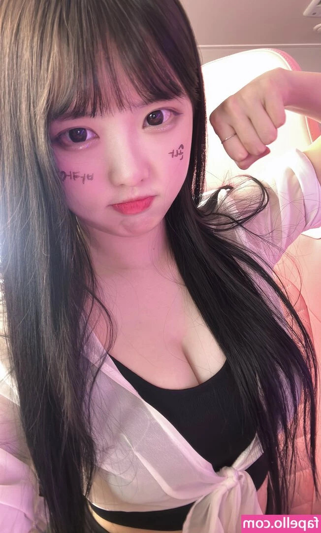 yjk011599 - Hey Guys  Im coming back  life is getting hard  hard as your dick