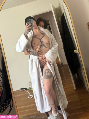 lesbiancunts - Blowjob and Facial from last night