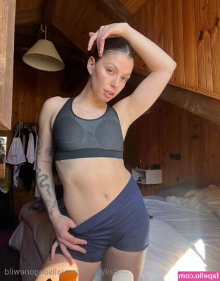 martina_lpz [ martina-lpz ] - I love being filled up like a cream pie 🥰