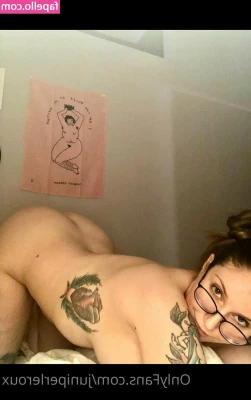 juniperleroux - Send requests in for videos