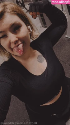 urgirlcharming - I wanna taste my juices on your lips🤤