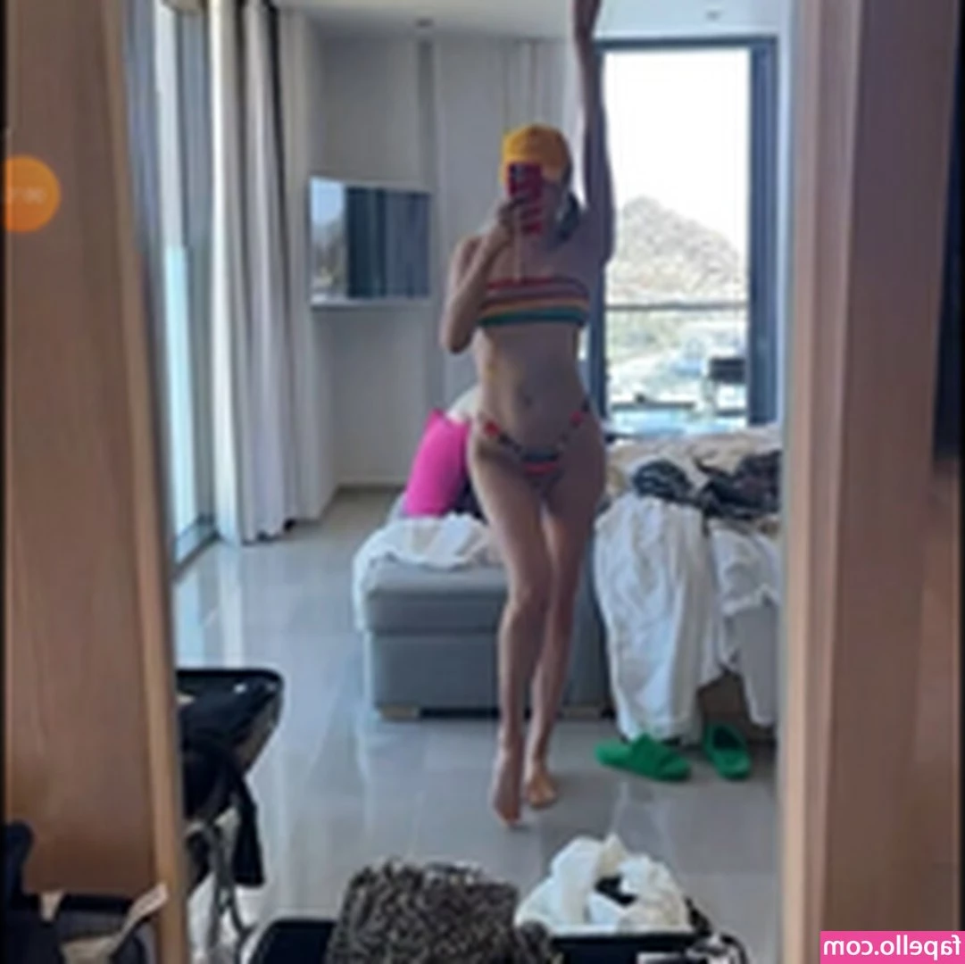 Alissa Violet [ alissa-violet ] - Check your dms for discounted face bj vid