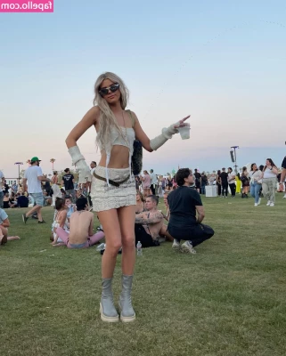 Alissa Violet [ alissa-violet ] - Tips   for Tuesday