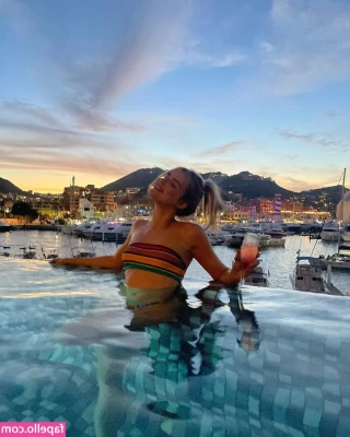 Alissa Violet [ alissa-violet ] - Take me back to summer please