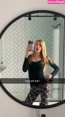 Alissa Violet [ alissa-violet ] - Look closer, tell me all about it! Olha bem de perto, e me conta