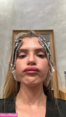 Alissa Violet [ alissa-violet ] - Couple fan requested pics😘