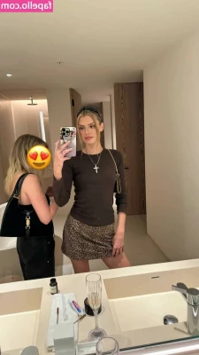 Alissa Violet [ alissa-violet ] - sneaky on campus pics 👀 i need to film asap, school has been