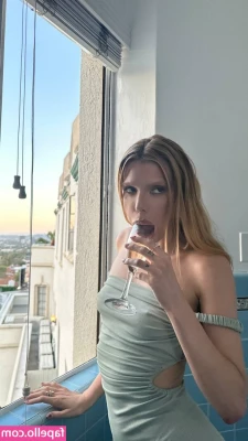 Alissa Violet [ alissa-violet ] - Les 3 Graces | 13 France - 2024 MASCULAR @ Play