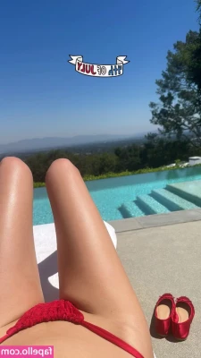 Alissa Violet [ alissa-violet ] - ♥️content update♥️ the b/g video is 17 mins long so yall are