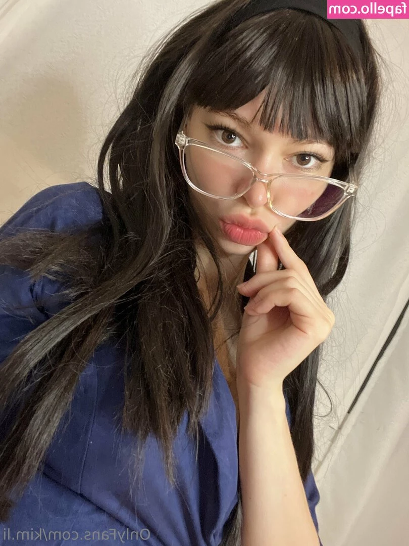 kim.li [ kim-li ] - Happy Christmas eve you filthy animals