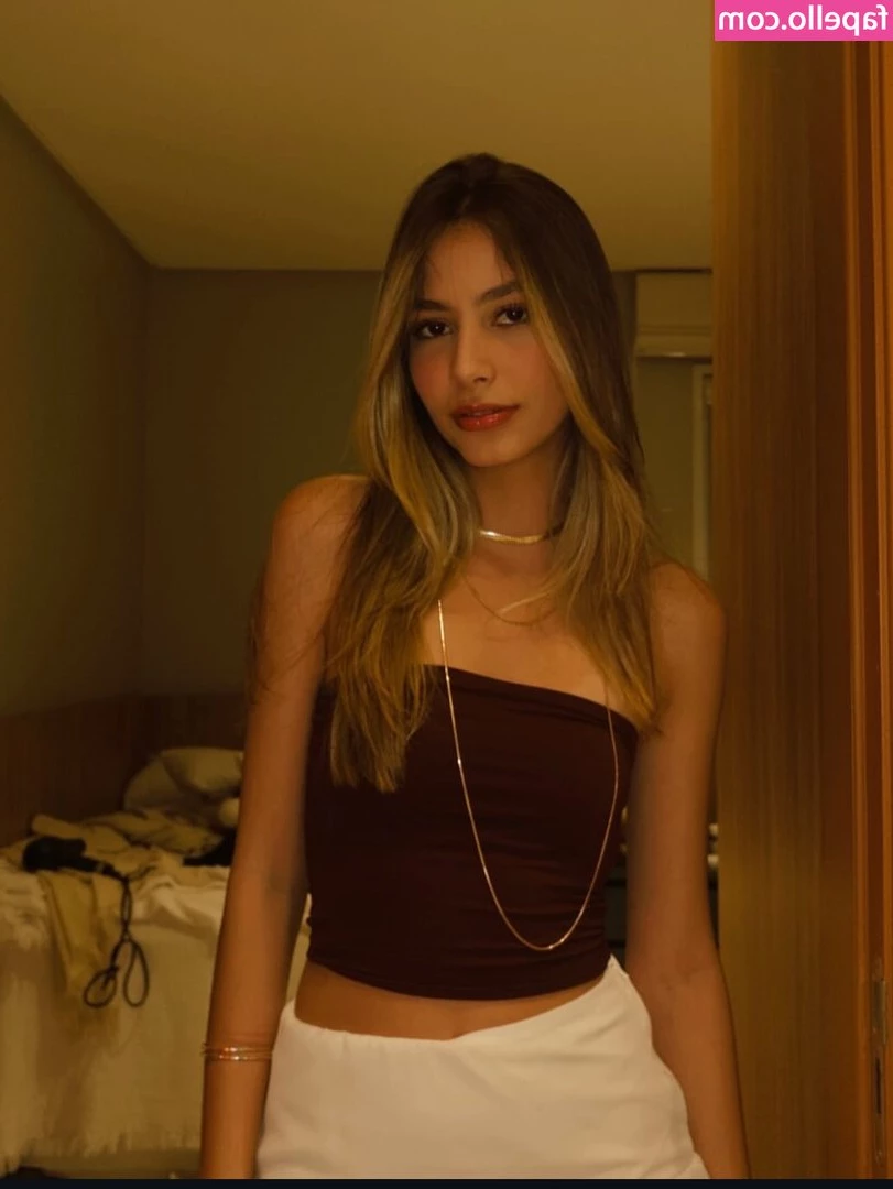 Julia Castrom [ julia-castrom ] - How do you like my queen playsuit   maybe i should strip out of it