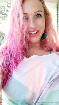 missroyalkc - The girls are ready to come out and play 😍