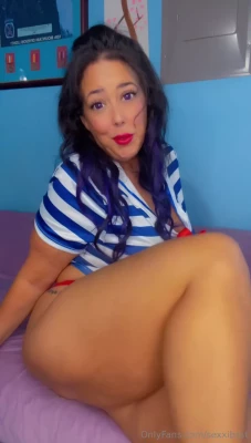 sexxibrat - Happy hump day  with an arse that has broken free of the net