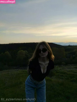 Nastya_18 [ nastya-18 ] - Bit of  saturdaysexy for you Send a tip and I ll send you all the